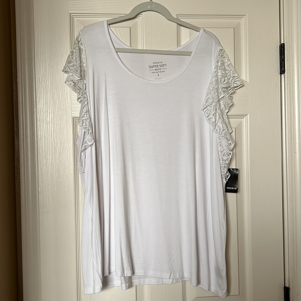 Torrid Flutter Sleeve Top - Picture 5 of 7